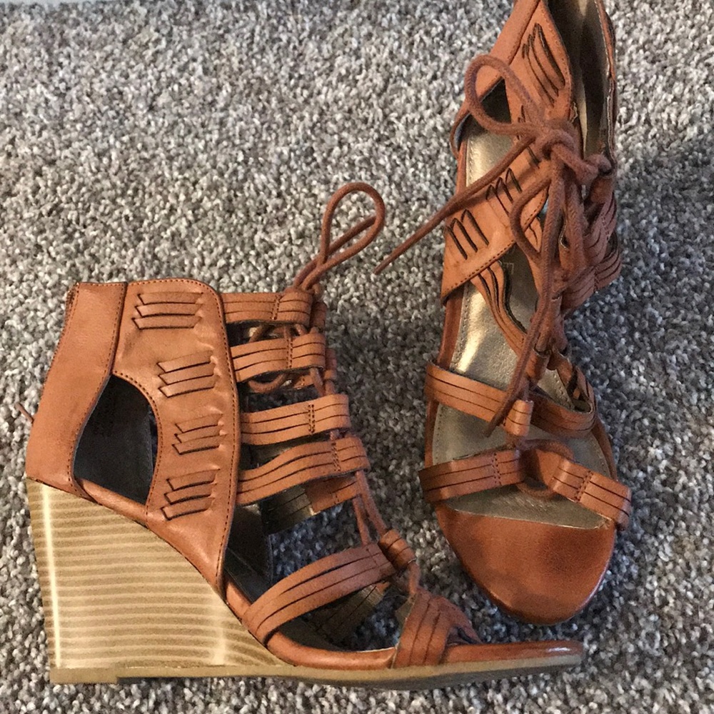 Chestnut Brown leather wedges